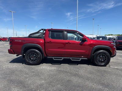 2023 Nissan Frontier Crew Cab PRO-4X 4x4