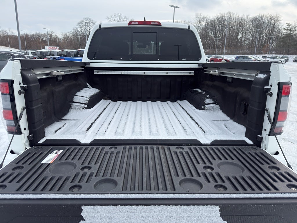 2022 Nissan Frontier S