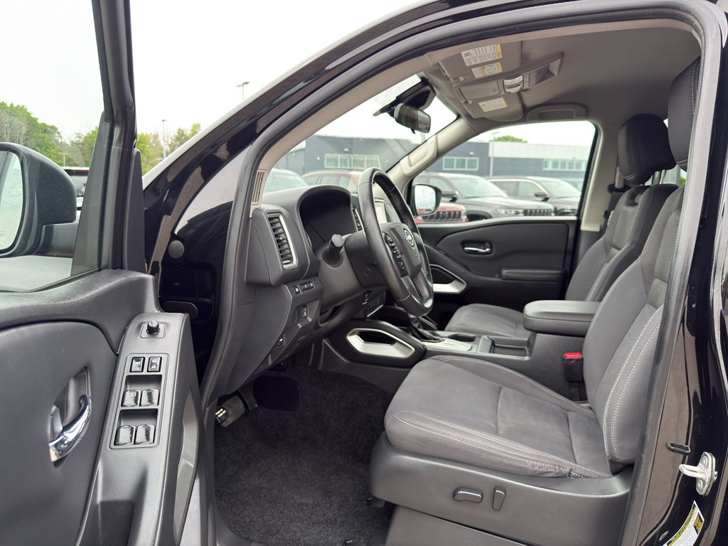 2023 Nissan Frontier Crew Cab Long Bed SV 4x4