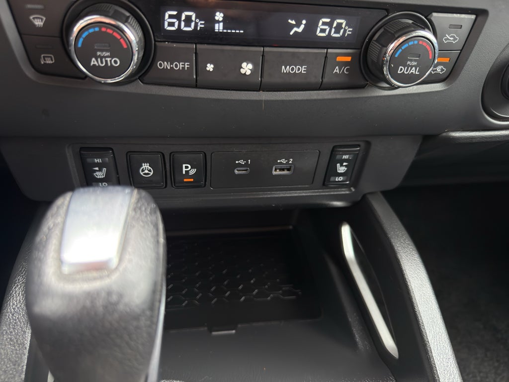 2023 Nissan Frontier Crew Cab Long Bed SV 4x4