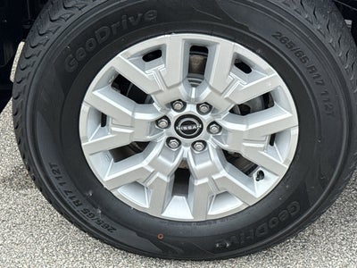 2023 Nissan Frontier Crew Cab Long Bed SV 4x4