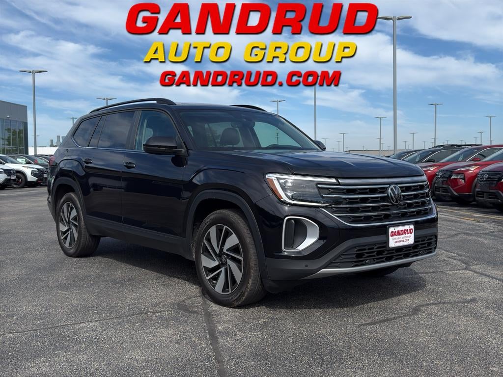 2024 Volkswagen Atlas 2.0T SE w/Tech 4MOTION's photo