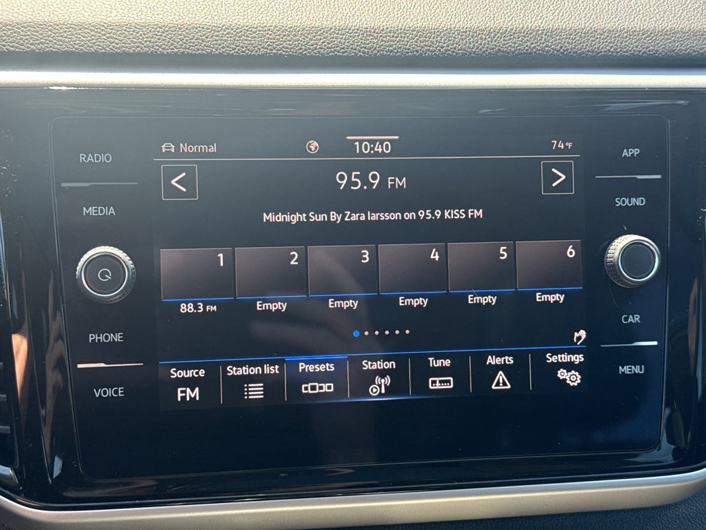 2023 Volkswagen Atlas 3.6L V6 SE w/Technology