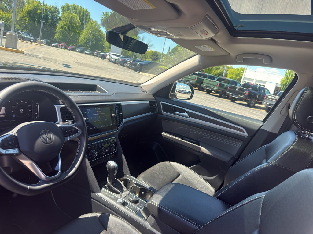 2023 Volkswagen Atlas 3.6L V6 SE w/Technology