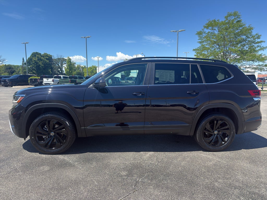 2023 Volkswagen Atlas 3.6L V6 SE w/Technology