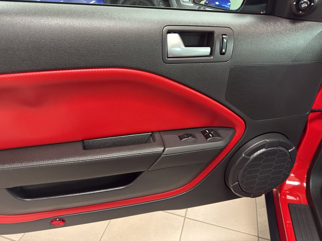 2007 Ford MUSTANG Base