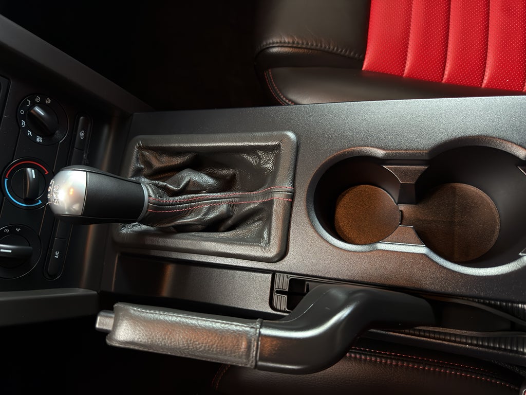 2007 Ford MUSTANG Base