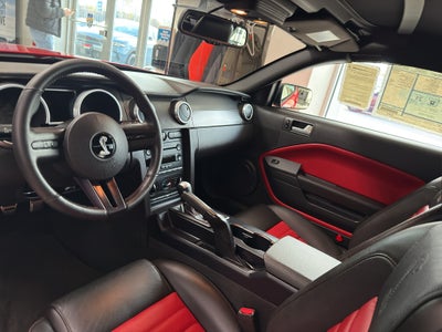 2007 Ford MUSTANG Base