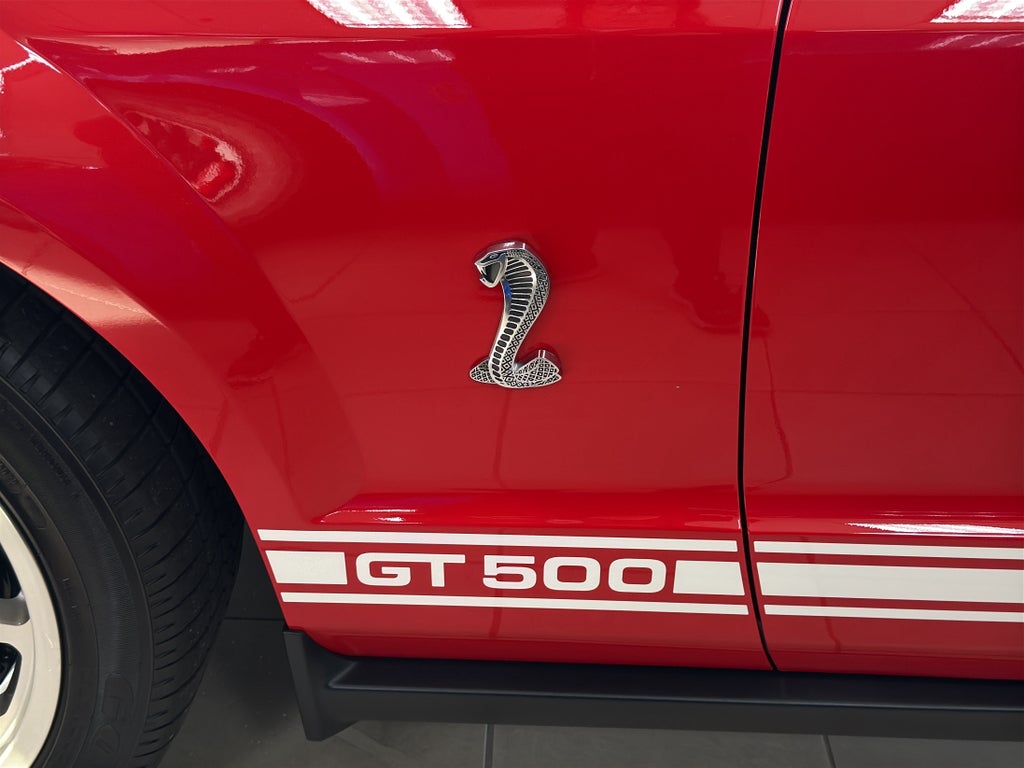 2007 Ford MUSTANG Base