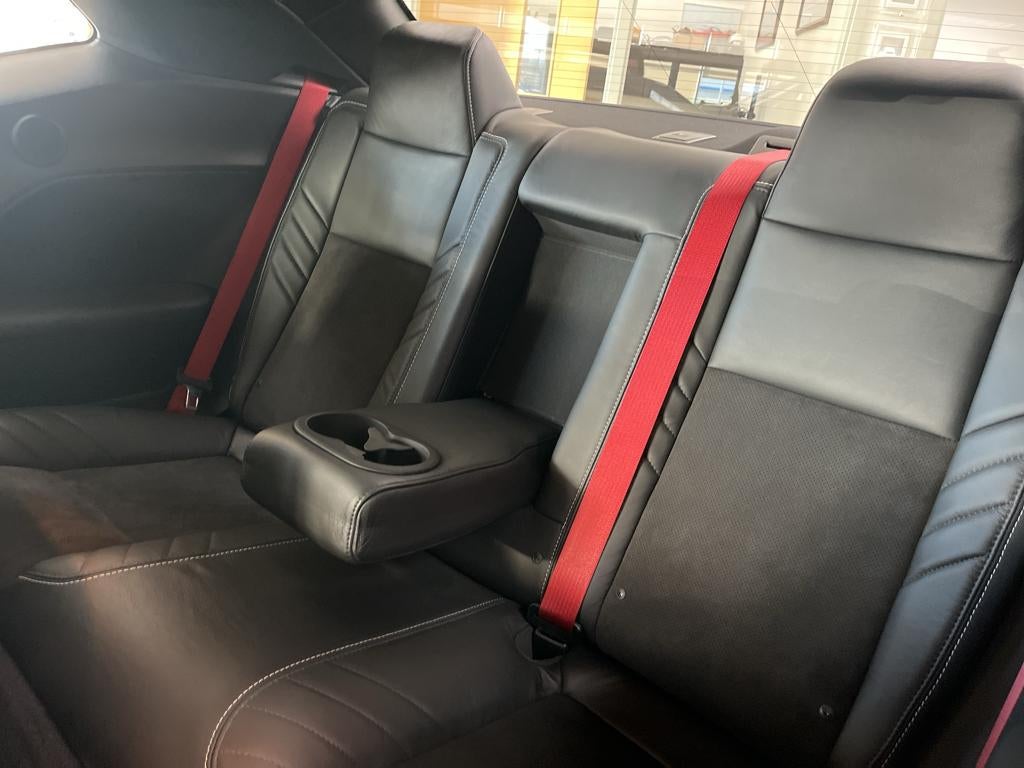 2018 Dodge CHALLENGER Base