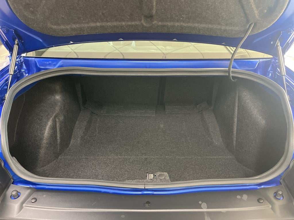 2018 Dodge CHALLENGER Base