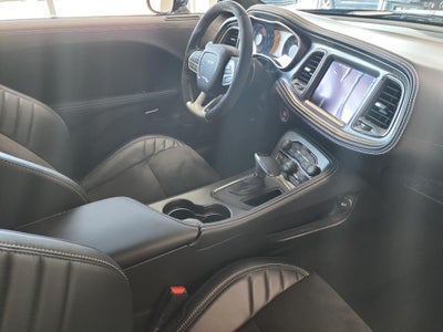 2023 Dodge CHALLENGER Base