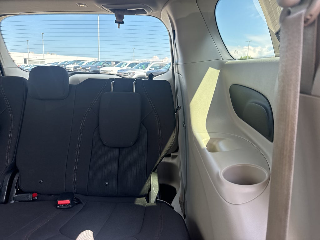 2017 Chrysler Pacifica Touring