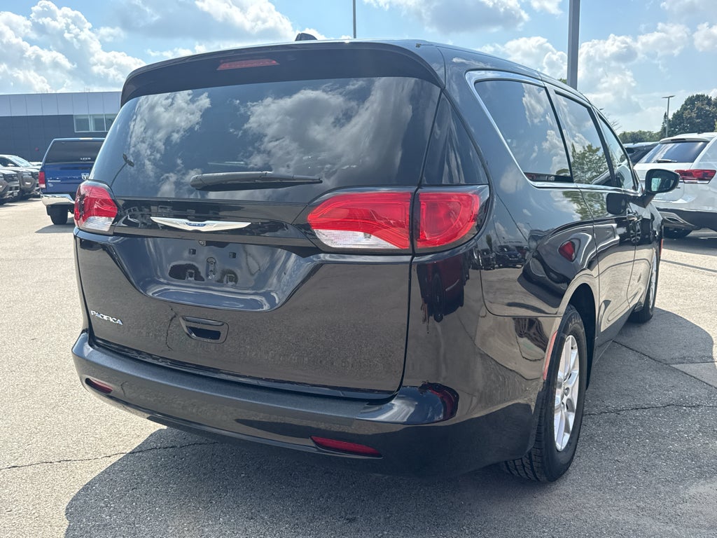2017 Chrysler Pacifica Touring