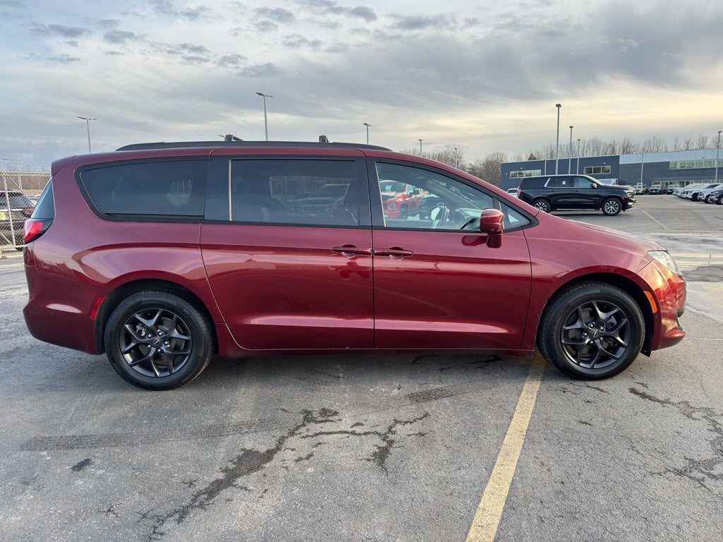 2020 Chrysler Pacifica Touring L Plus