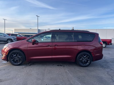 2020 Chrysler Pacifica Touring L Plus