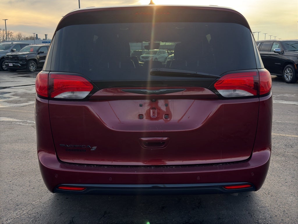 2020 Chrysler Pacifica Touring L Plus