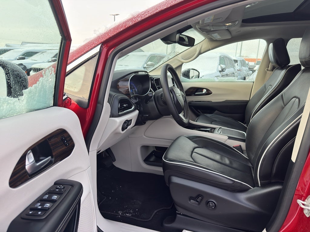 2024 Chrysler Pacifica Limited