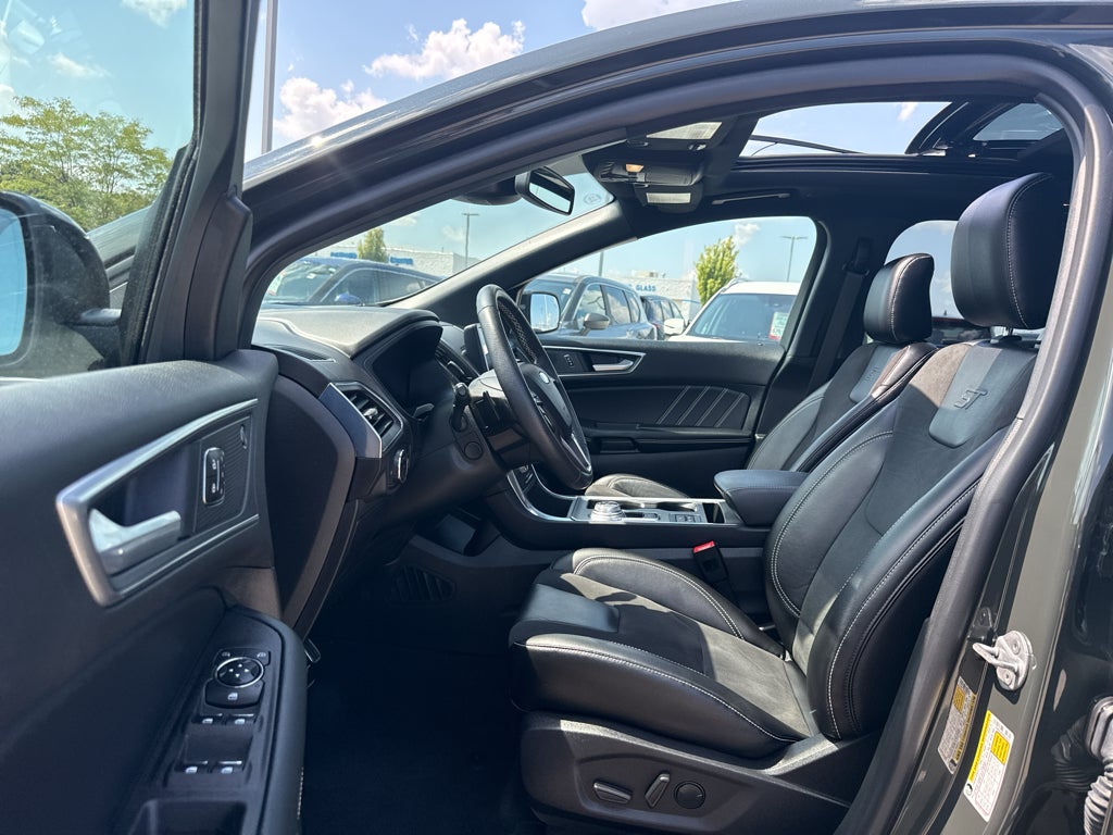 2023 Ford Edge ST