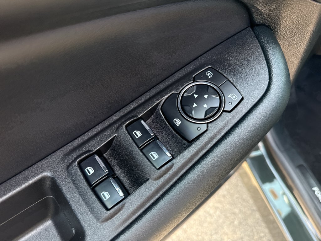 2023 Ford Edge ST