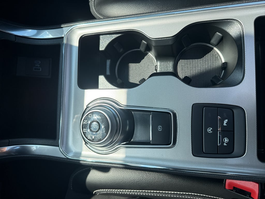 2023 Ford Edge ST