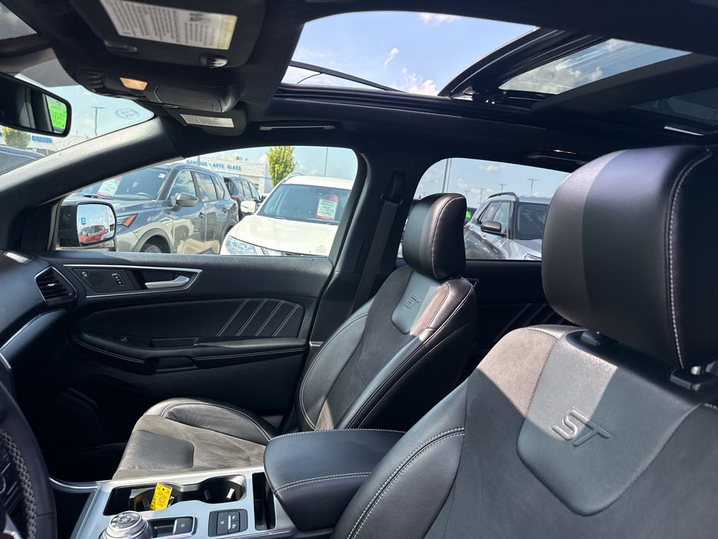 2023 Ford Edge ST