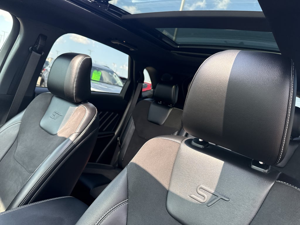 2023 Ford Edge ST