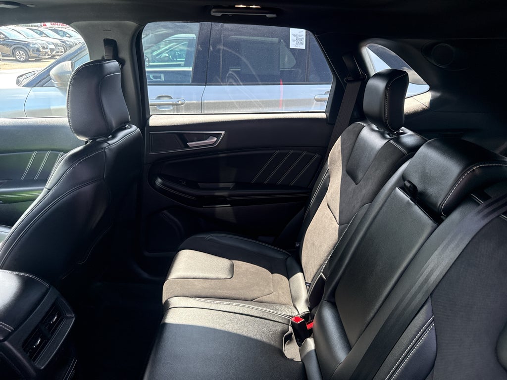 2023 Ford Edge ST