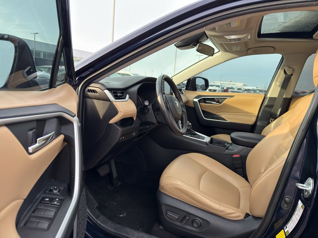 2021 Toyota RAV4 XLE Premium