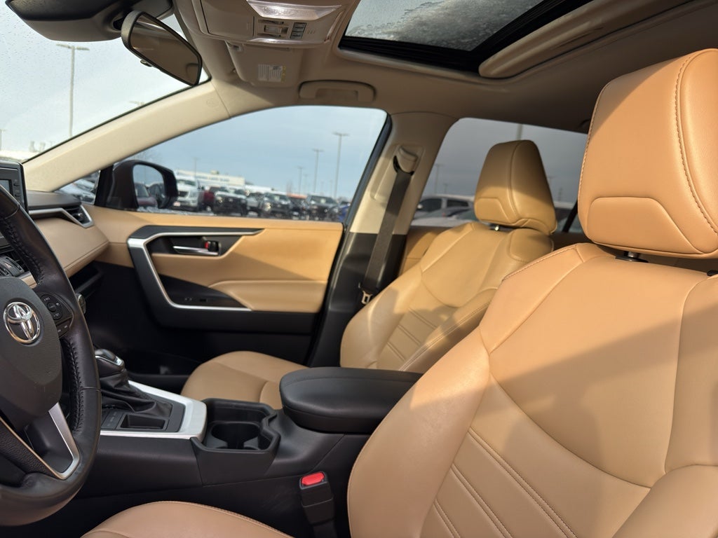 2021 Toyota RAV4 XLE Premium