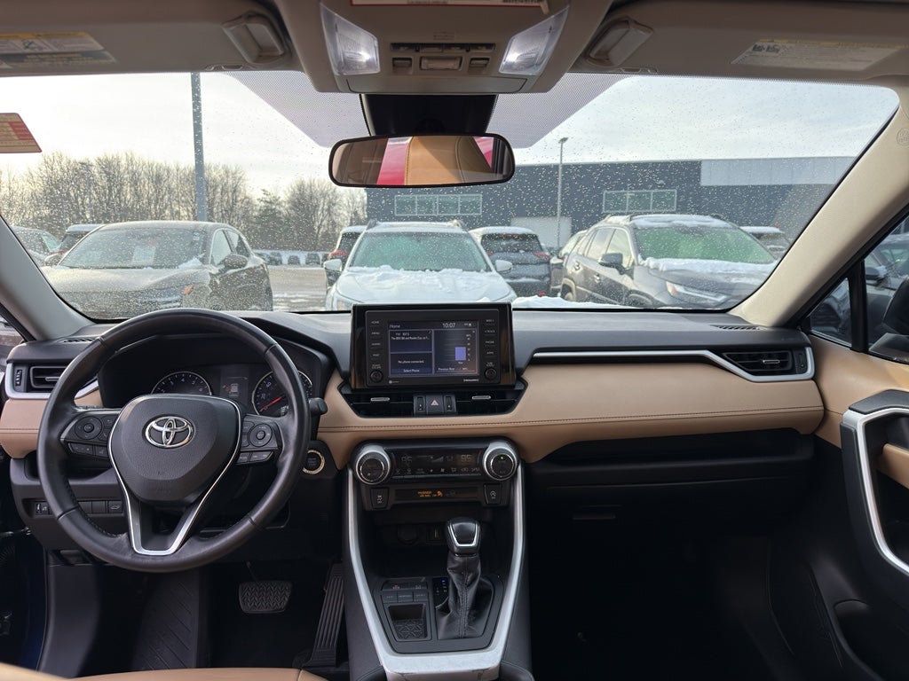 2021 Toyota RAV4 XLE Premium