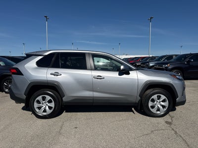 2025 Toyota RAV4 LE