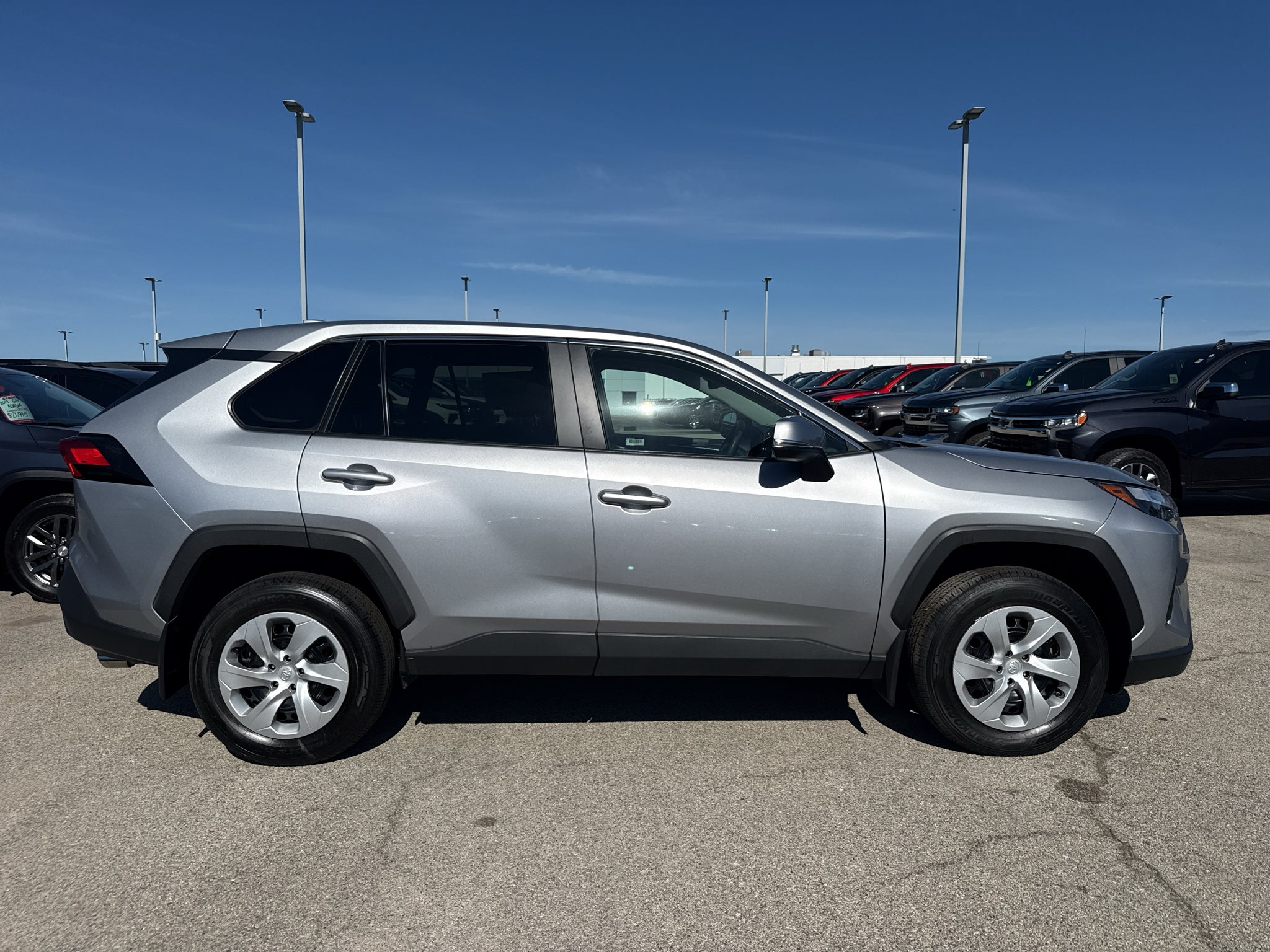 2025 Toyota RAV4 LE