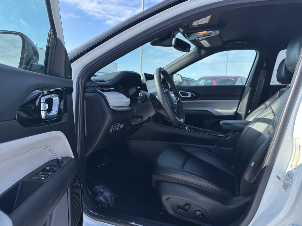 2024 Jeep COMPASS Base