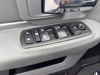 2018 RAM 1500 Big Horn Crew Cab 4x4 5'7" Box