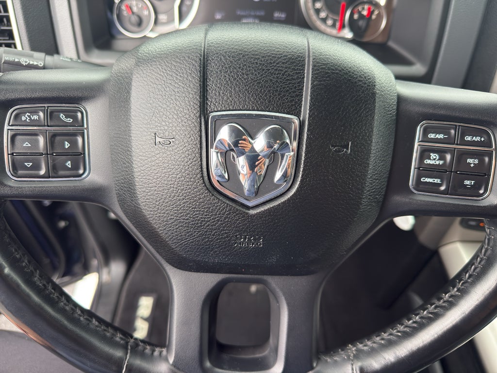 2018 RAM 1500 Big Horn Crew Cab 4x4 5'7" Box