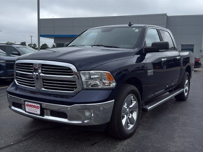 2018 RAM 1500 Big Horn Crew Cab 4x4 5'7" Box