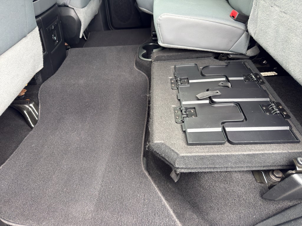 2018 RAM 1500 Big Horn Crew Cab 4x4 5'7" Box