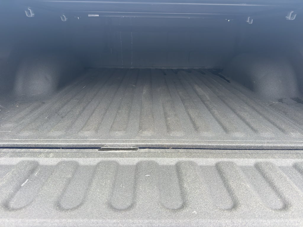 2018 RAM 1500 Big Horn Crew Cab 4x4 5'7" Box