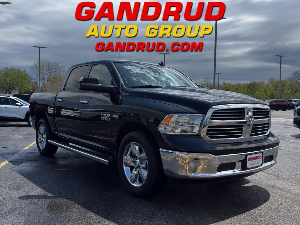 2017 RAM 1500 Big Horn 4x4 Crew Cab 5'7's photo