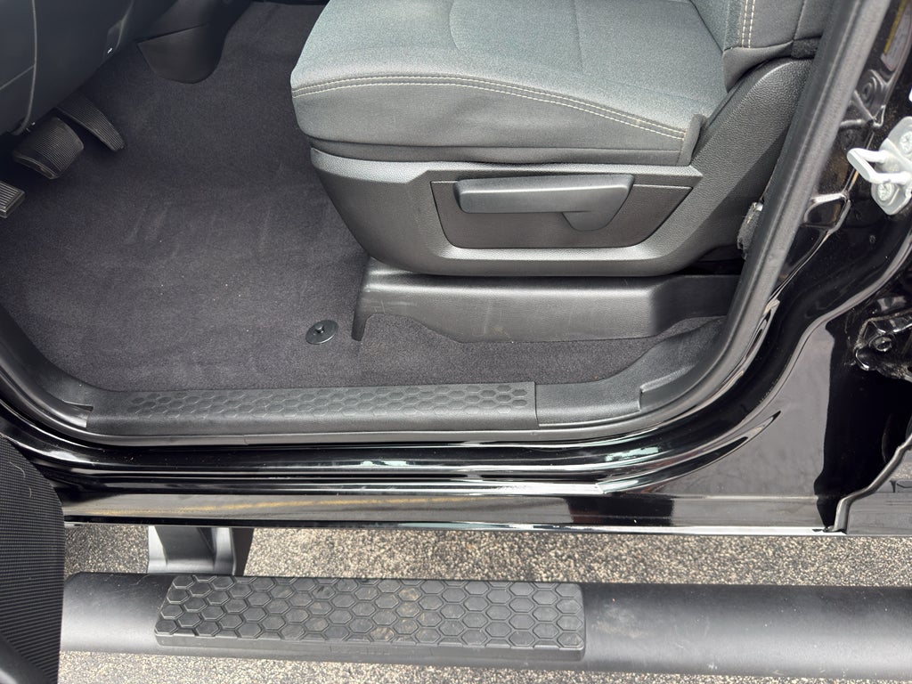 2021 RAM 2500 Tradesman Crew Cab 4x4 6'4" Box