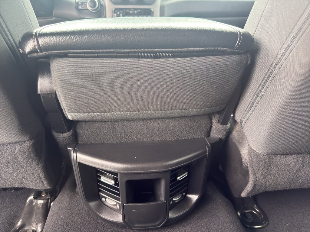 2021 RAM 2500 Tradesman Crew Cab 4x4 6'4" Box