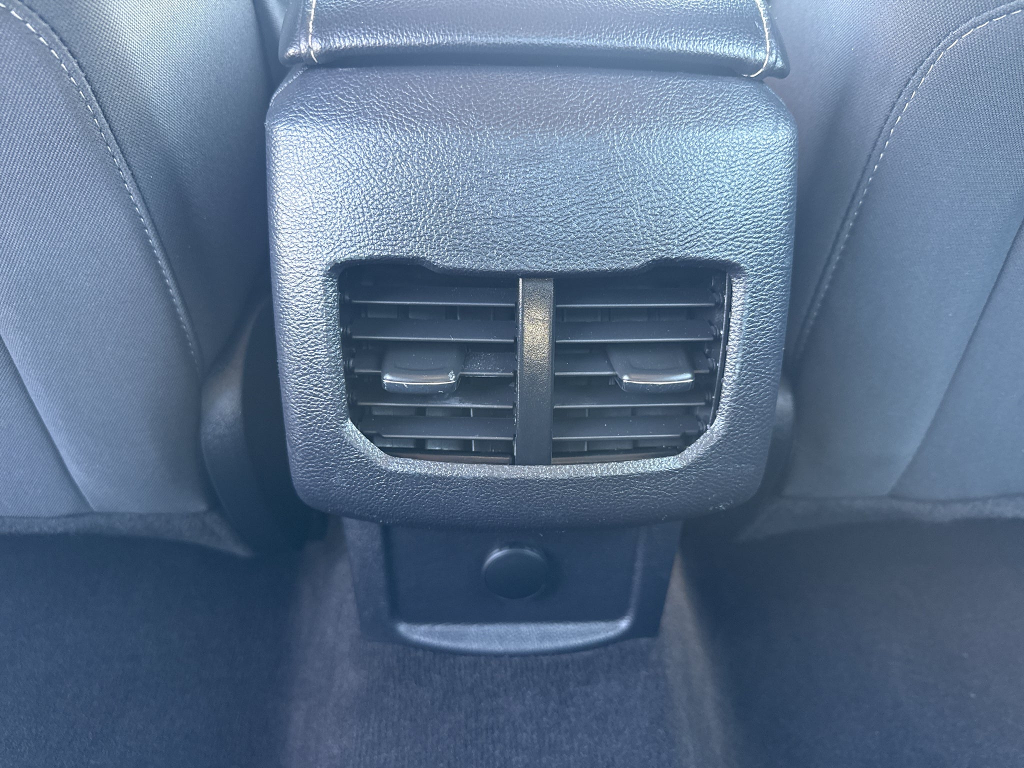 2020 Ford Fusion SE - Photo 13