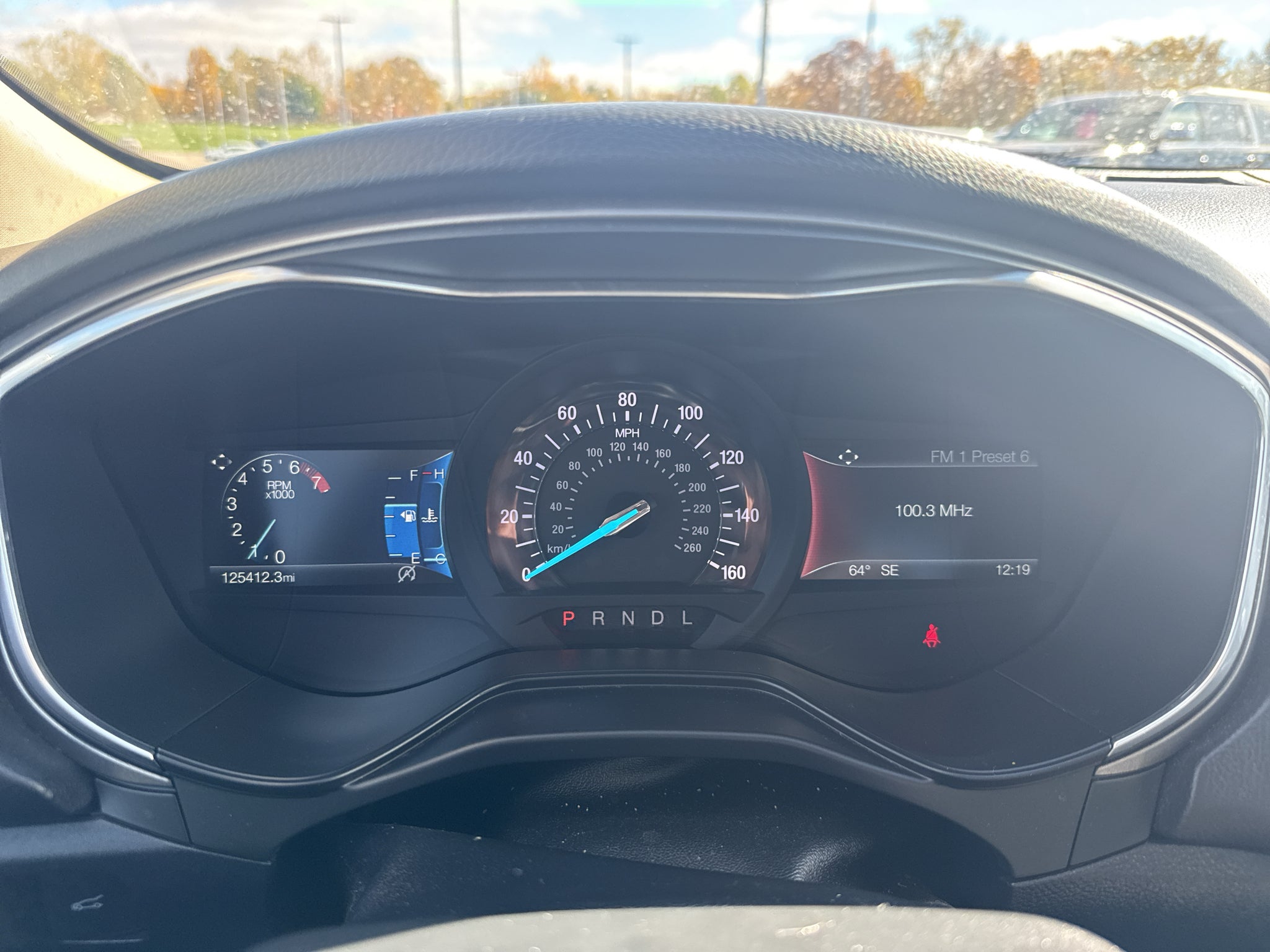 2020 Ford Fusion SE - Photo 6