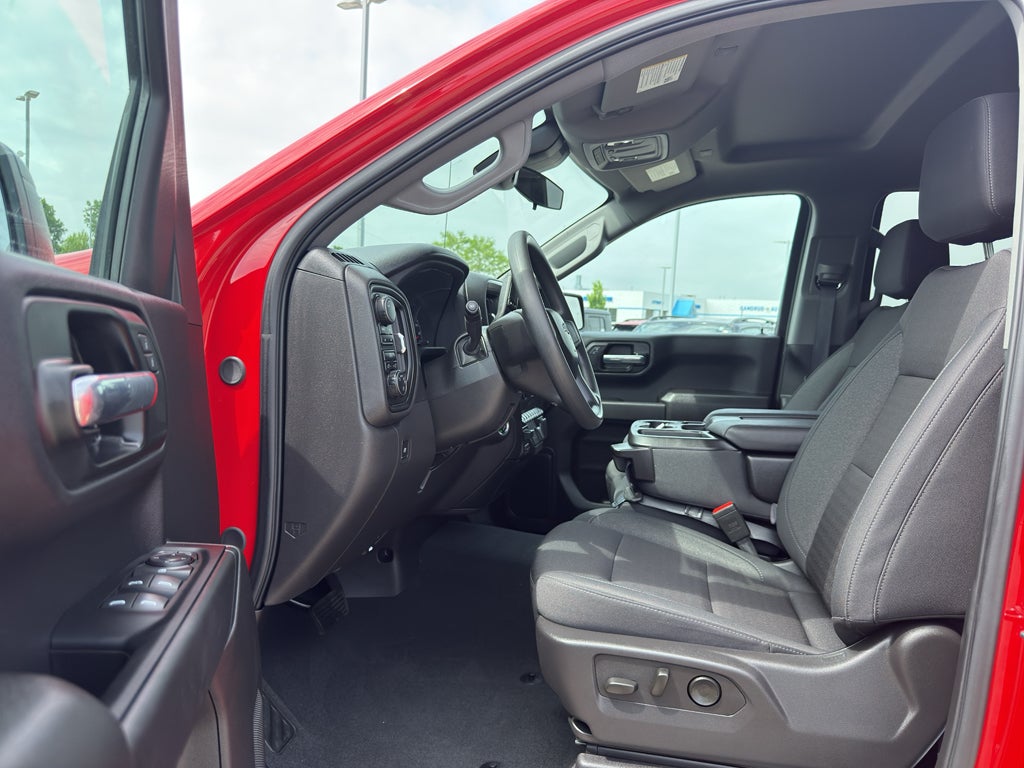 2025 Chevrolet Silverado 1500 Custom Trail Boss