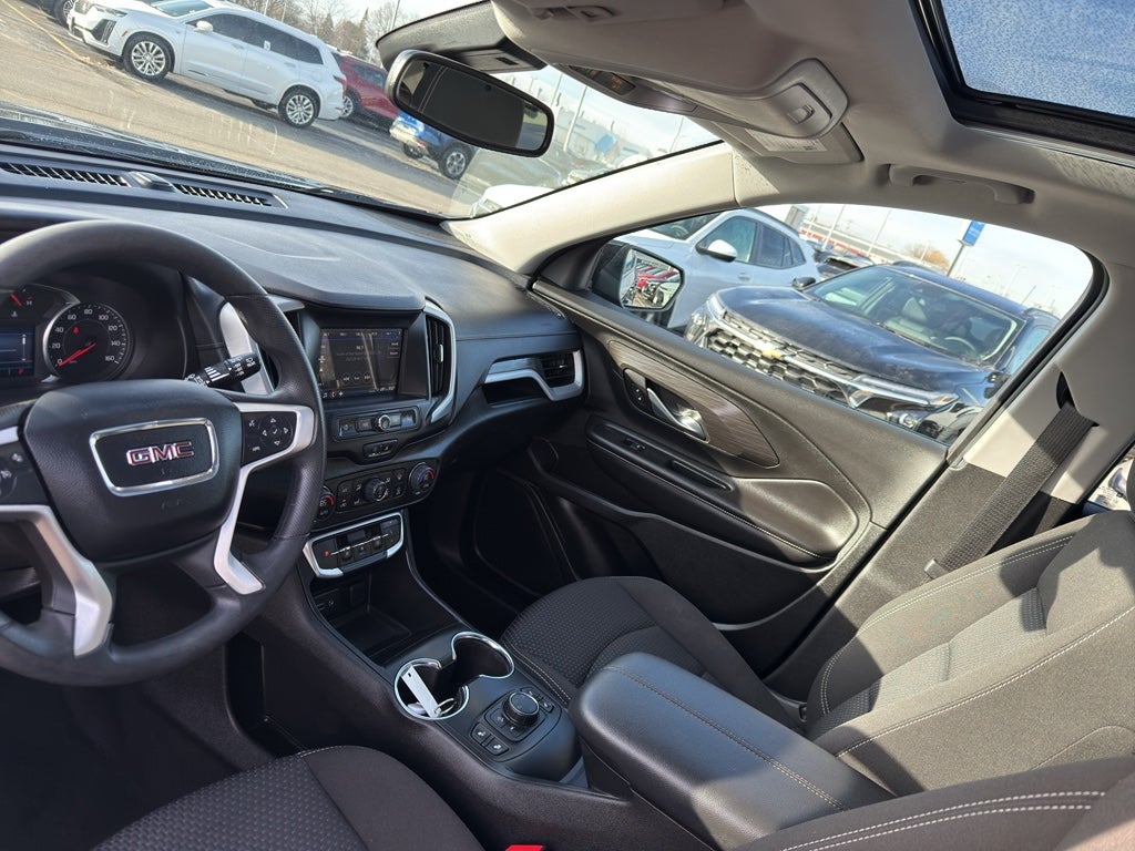 2023 GMC Terrain SLE