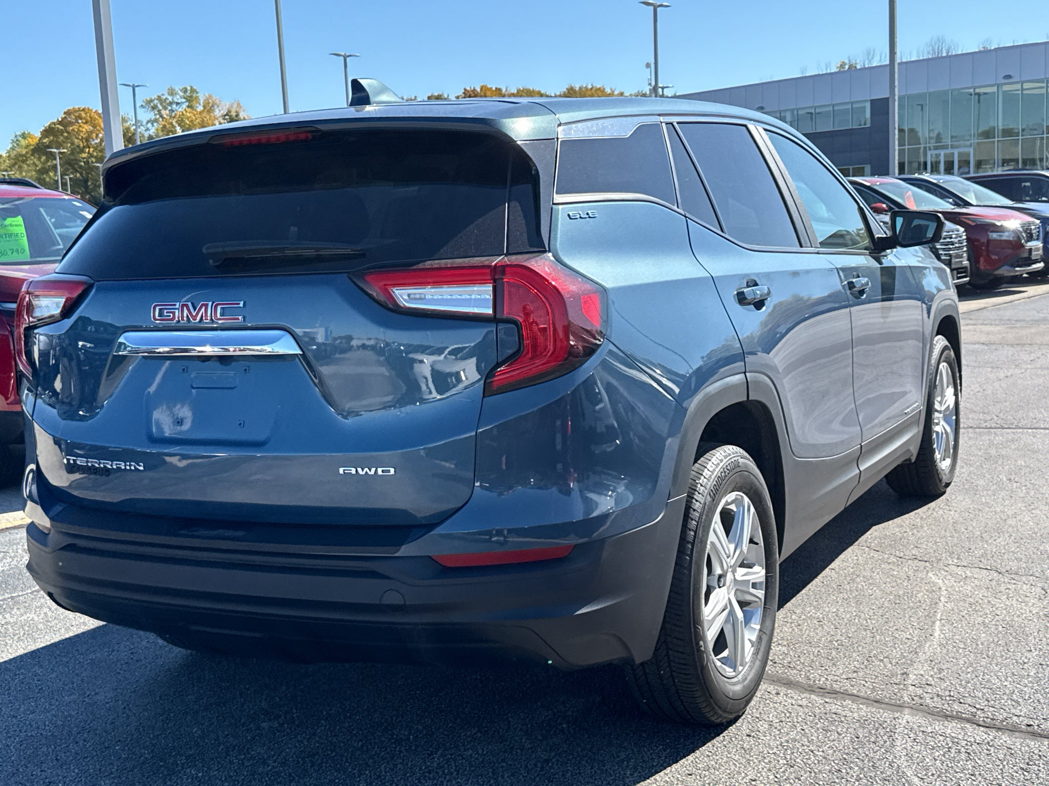 2024 GMC Terrain SLE