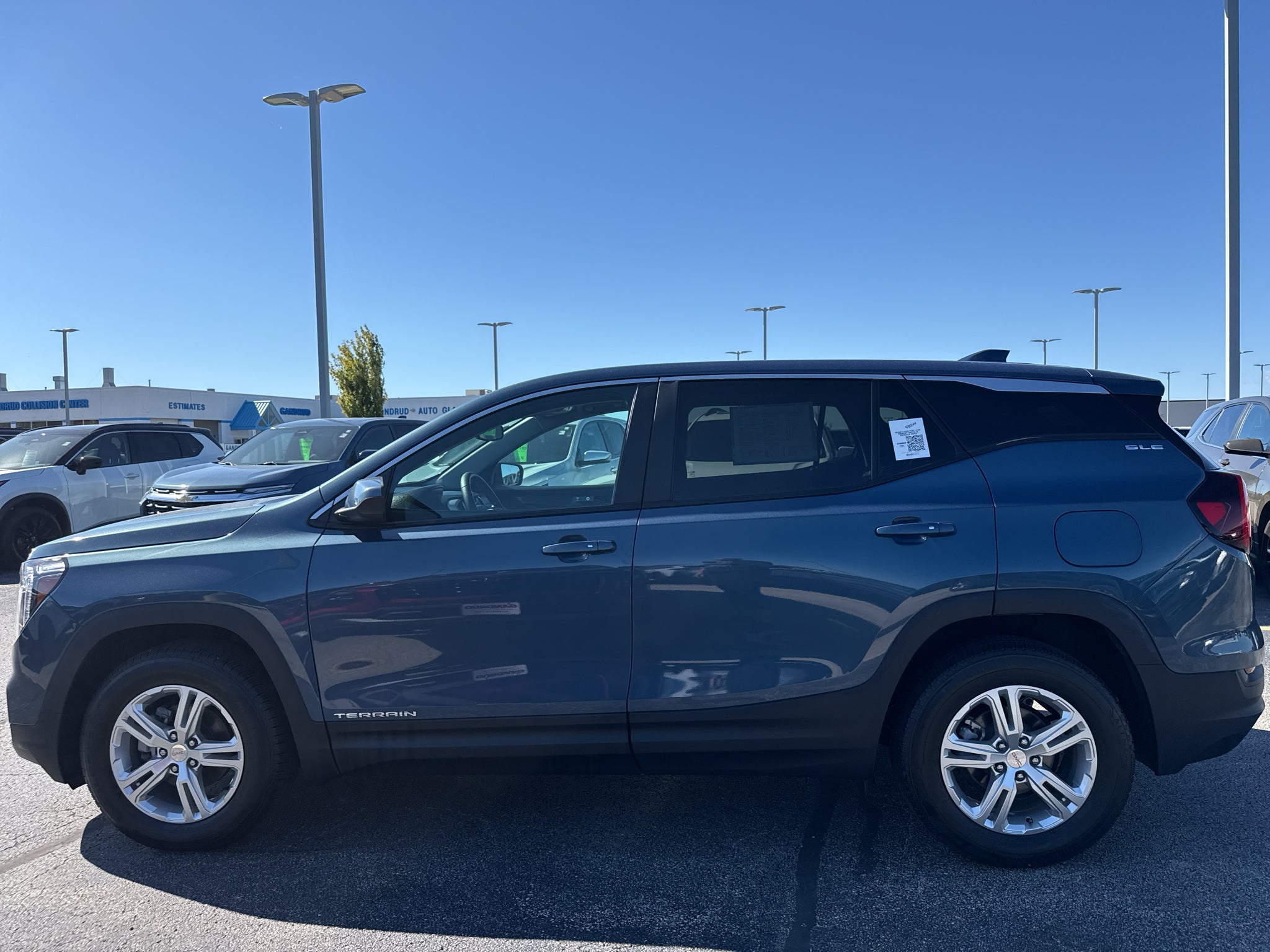 2024 GMC Terrain SLE