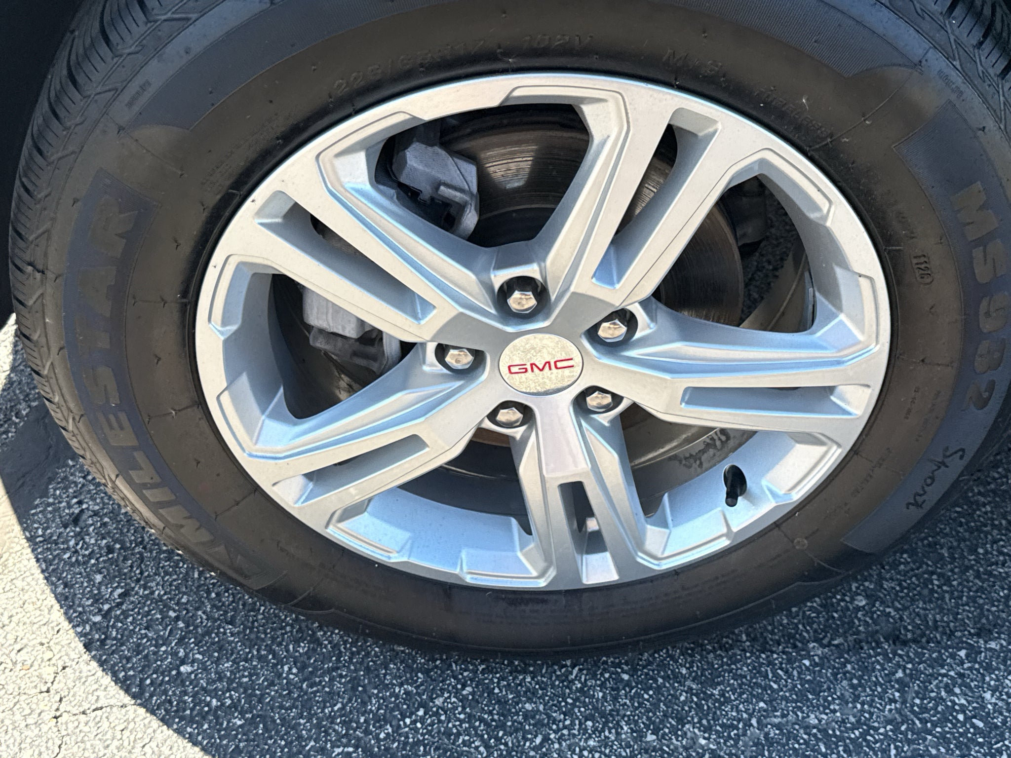 2024 GMC Terrain SLE