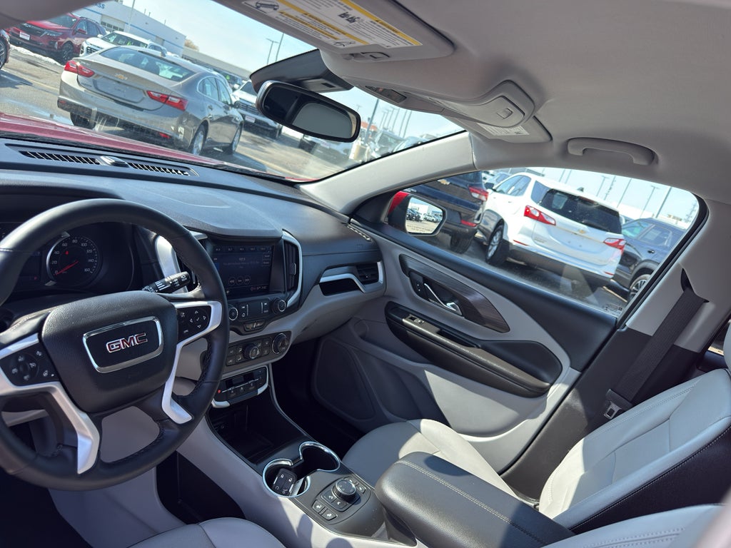 2023 GMC Terrain SLT